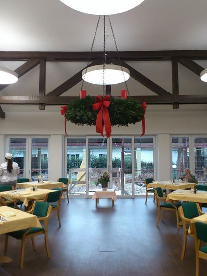 Adventkranz Weihnachten Blumen | Hallein